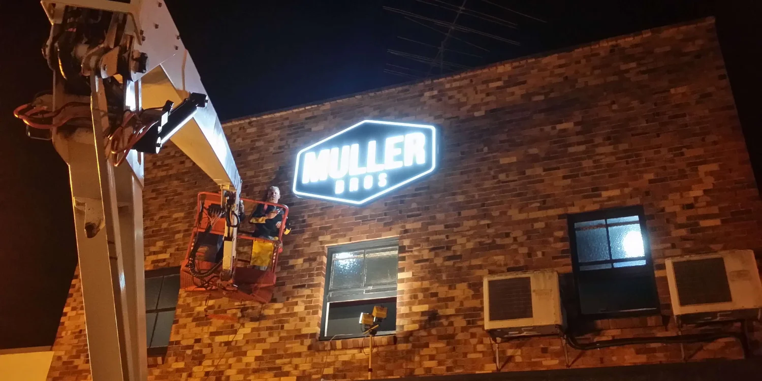 Signsverse installation team